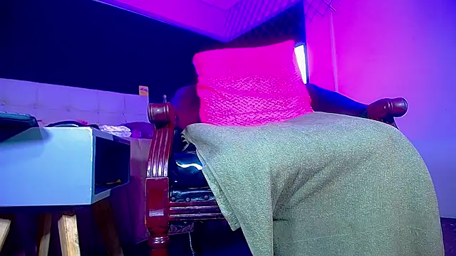 bellatrixx 69 online show from 4, 12, 2025