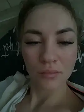 DreamGirl-777 online show from 13, 12, 2024