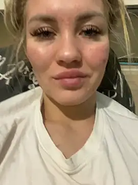 DreamGirl-777 online show from 19, 12, 2024