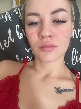 DreamGirl-777 online show from 6, 2, 2025