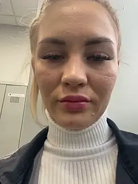 DreamGirl-777 online show from 17, 2, 2025