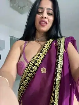 Snapshot of _adelle chatting on 8, 2, 2025 adelle online show from 8, 2, 2025