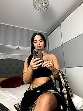 Snapshot of _adelle chatting on 8, 11, 2025 adelle online show from 8, 11, 2025