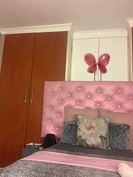 Snapshot of VeryGoodBadGirl1 chatting on 28, 11, 2025 VeryGoodBadGirl1 online show from 28, 11, 2025