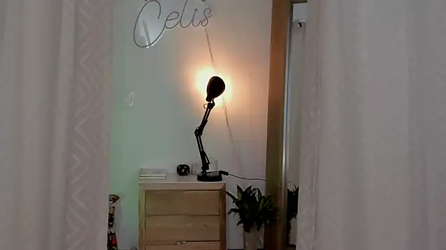 yandracelisofficial online show from 5, 2, 2025