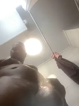 Elrubiolargo online show from 26, 12, 2024