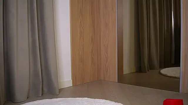 VanessaSimon online show from 13, 7, 2026
