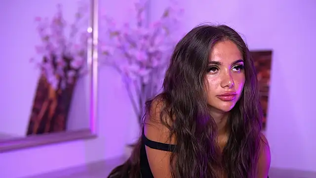 VanessaSimon online show from 4, 8, 2026