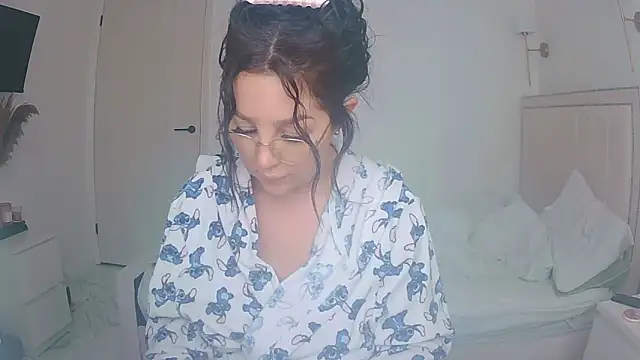 magical mia online show from 5, 5, 2026