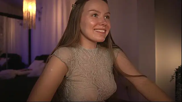 DaisyStacey online show from 5, 8, 2026