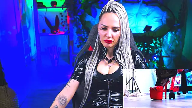 MonicaMaxwel online show from 10, 3, 2025