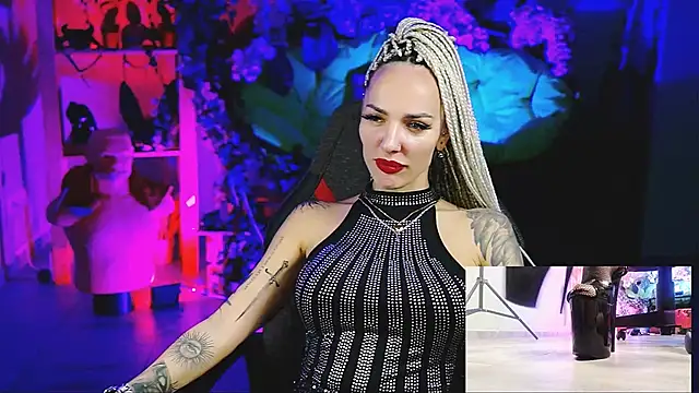 MonicaMaxwel online show from 20, 11, 2025