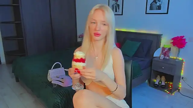 AleksaBlonde online show from 9, 3, 2025