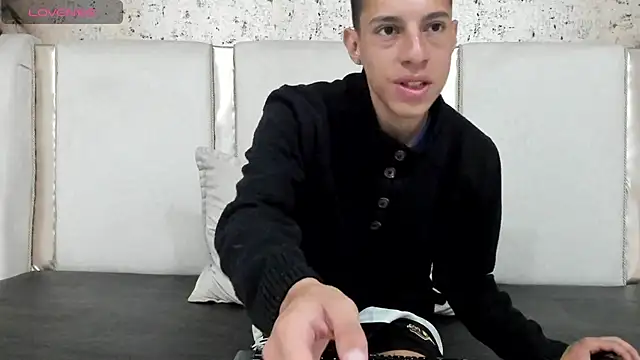 thiago19s online show from 8, 1, 2025