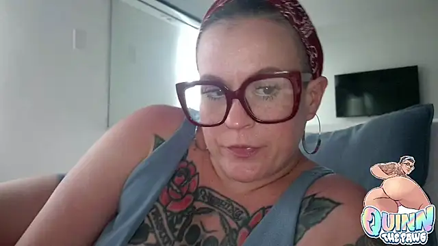 quinnmariexo online show from 4, 12, 2025