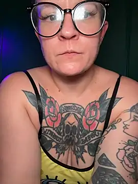 quinnmariexo online show from 5, 7, 2026