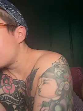 quinnmariexo online show from 6, 7, 2026