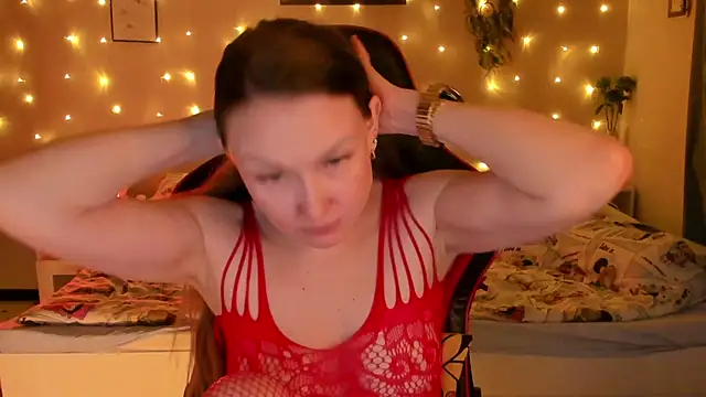 desperatehousewife   online show from 29, 6, 2026