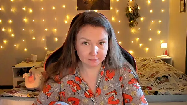 desperatehousewife   online show from 9, 8, 2026