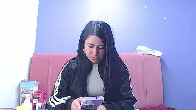 agathacorlincm101 online show from 11, 3, 2025