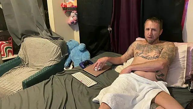 SexyDaddy303666 online show from 21, 3, 2026