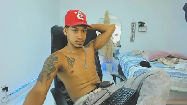 Snapshot of slim_master12 chatting on 19, 2, 2026 slim master12 online show from 19, 2, 2026