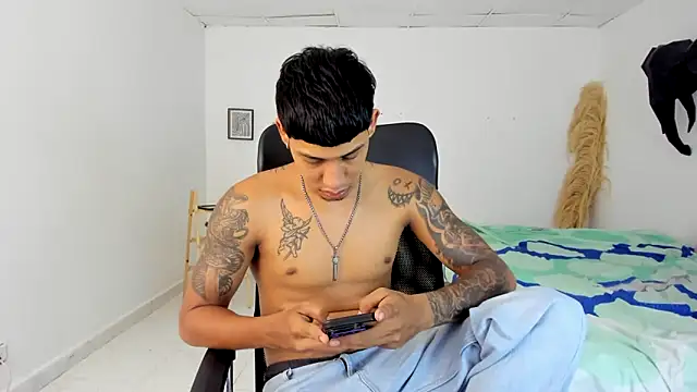 Snapshot of slim_master12 chatting on 27, 3, 2026 slim master12 online show from 27, 3, 2026