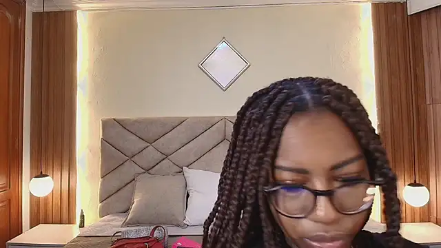 Raquel jones online show from 25, 4, 2026