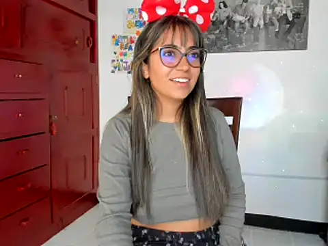 Isabellaa22 1 online show from 10, 2, 2025