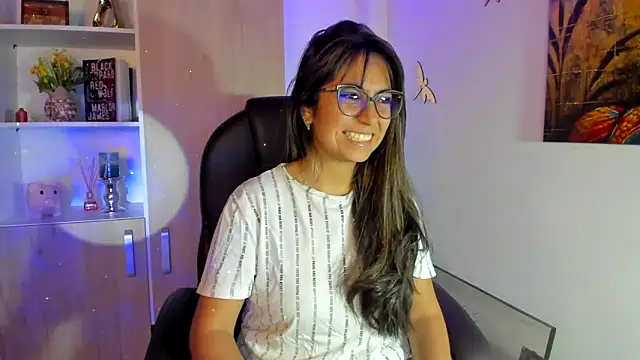 Isabellaa22 1 online show from 28, 2, 2025