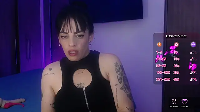 violett honney online show from 24, 7, 2026