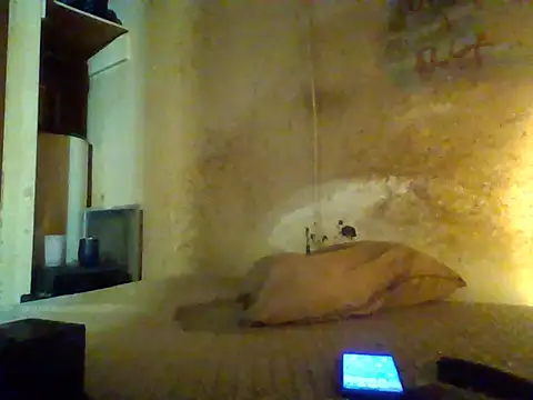 Nightshade7712 online show from 10, 9, 2025