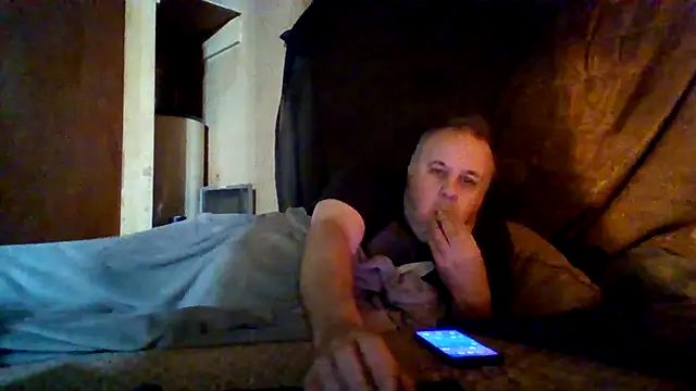 Nightshade7712 online show from 1, 12, 2025