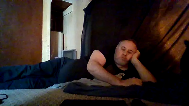 Nightshade7712 online show from 22, 12, 2025