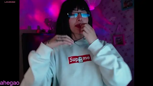 shayla bbs online show from 4, 2, 2026