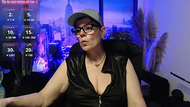 Snapshot of ninarandmann chatting on 23, 5, 2026 ninarandmann online show from 23, 5, 2026