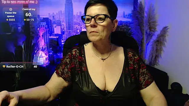 Snapshot of ninarandmann chatting on 28, 5, 2026 ninarandmann online show from 28, 5, 2026