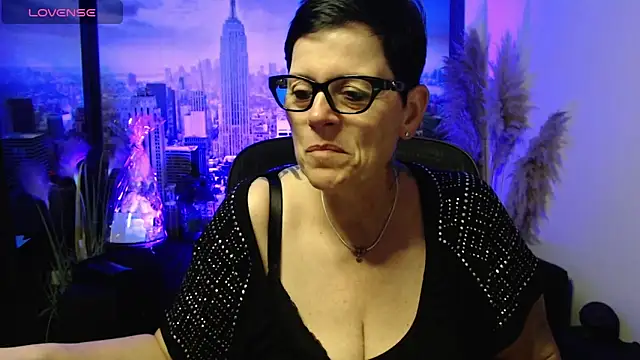Snapshot of ninarandmann chatting on 3, 6, 2026 ninarandmann online show from 3, 6, 2026