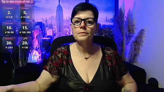Snapshot of ninarandmann chatting on 6, 6, 2026 ninarandmann online show from 6, 6, 2026