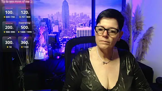 Snapshot of ninarandmann chatting on 17, 6, 2026 ninarandmann online show from 17, 6, 2026