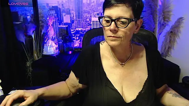 Snapshot of ninarandmann chatting on 26, 6, 2026 ninarandmann online show from 26, 6, 2026