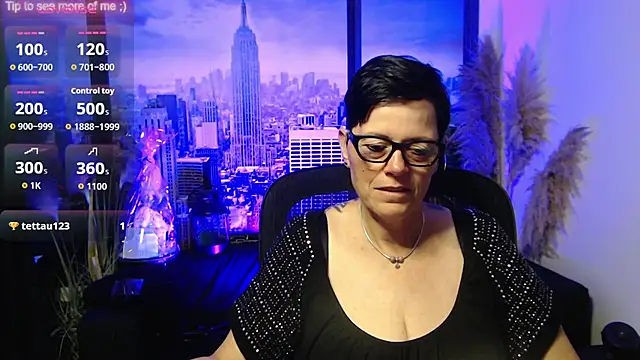 Snapshot of ninarandmann chatting on 4, 7, 2026 ninarandmann online show from 4, 7, 2026