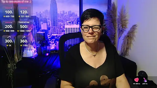 Snapshot of ninarandmann chatting on 8, 7, 2026 ninarandmann online show from 8, 7, 2026