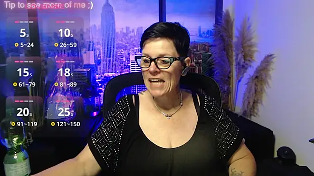 Snapshot of ninarandmann chatting on 9, 7, 2026 ninarandmann online show from 9, 7, 2026