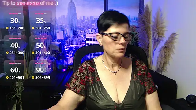 Snapshot of ninarandmann chatting on 6, 8, 2026 ninarandmann online show from 6, 8, 2026