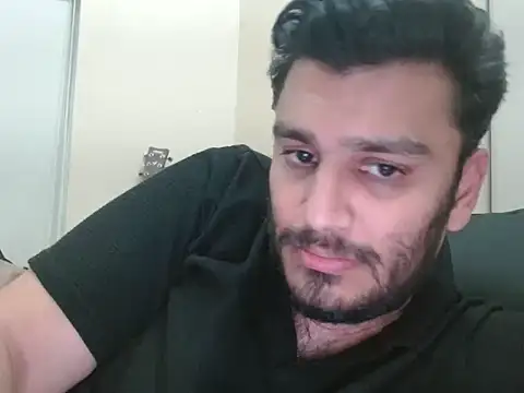 Snapshot of robintoit chatting on 21, 5, 2026 robintoit online show from 21, 5, 2026