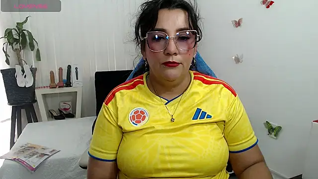mom hot   online show from 30, 7, 2026