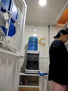 Natasha milf   online show from 21, 11, 2025