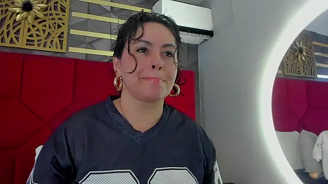 hanny milf online show from 2, 5, 2026