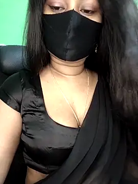 Idhika Paul online show from 9, 3, 2026